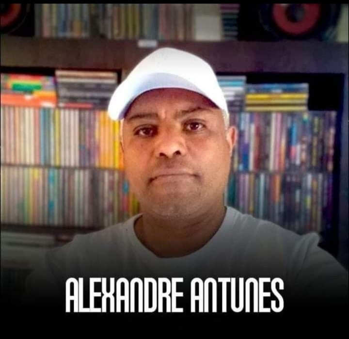 DJ Alexandre Antunes